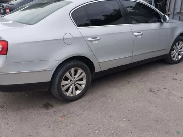 Авто Volkswagen Passat 2010 № 7687733