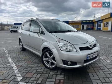 Авто Toyota Corolla Verso 2008 № 7687887