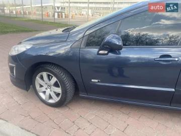 Авто Peugeot 308 2013 № 7687898