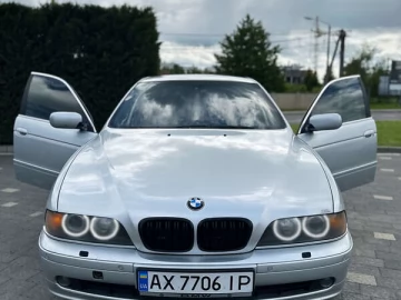 Авто BMW 5 Series 2002 № 7688283