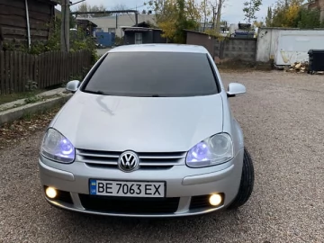 Авто Volkswagen Golf 2004 № 7688314