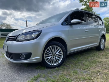 Авто Volkswagen Touran 2015 № 7688386