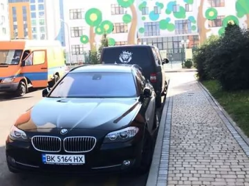 Авто BMW 5 Series 2012 № 7688388