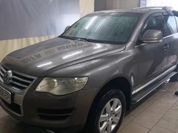 Авто Volkswagen Touareg 2007 № 7688405