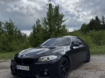Авто BMW 5 Series 2013 № 7688445