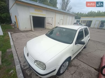 Авто Volkswagen Golf 1999 № 7688515