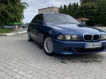 Авто BMW 5 Series 2002 № 7688568