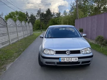 Авто Volkswagen Golf 2002 № 7688890
