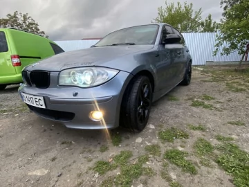 Авто BMW 1 Series 2005 № 7688967