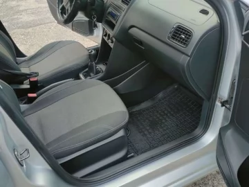 Авто Volkswagen Polo 2013 № 7689021