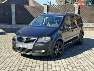 Авто Volkswagen Touran 2008 № 7689329