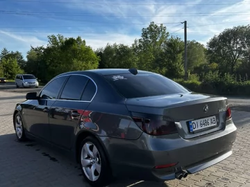 Авто BMW 5 Series 2004 № 7689336