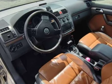 Авто Volkswagen Touran 2007 № 7689348