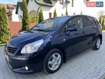 Авто Toyota Verso 2012 № 7689374