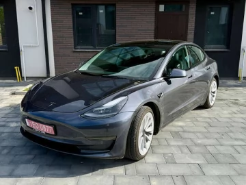 Авто Tesla Model 3 2022 № 7689436