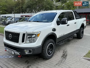 Авто Nissan Titan 2016 № 7689713