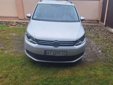 Авто Volkswagen Touran 2012 № 7689796