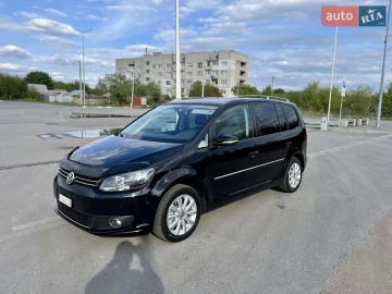 Авто Volkswagen Touran 2012 № 7689801