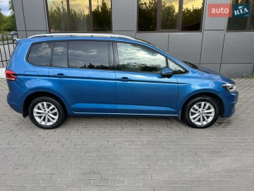 Авто Volkswagen Touran 2016 № 7689823