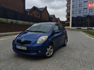 Авто Toyota Yaris 2007 № 7689907