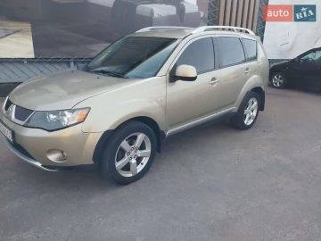 Авто Mitsubishi Outlander Xl 2008 № 7690100