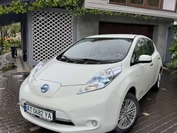 Авто Nissan Leaf 2013 № 7690101