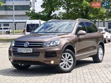 Авто Volkswagen Touareg 2013 № 7690164