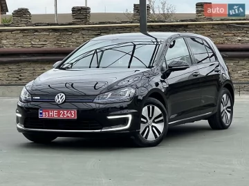 Авто Volkswagen E-Golf 2015 № 7690271