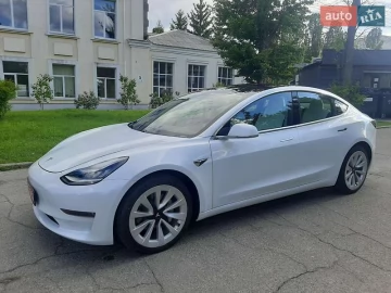 Авто Tesla Model 3 2018 № 7690334