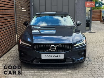 Авто Volvo S60 2024 № 7690359