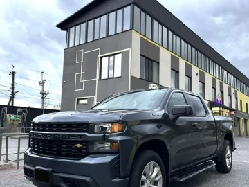 Авто Chevrolet Silverado 2021 № 7690367