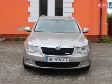 Авто Skoda Superb 2012 № 7690451