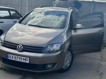 Авто Volkswagen Golf Plus 2012 № 7690473