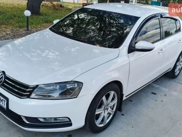 Авто Volkswagen Passat 2012 № 7690508