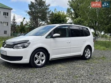 Авто Volkswagen Touran 2012 № 7690521