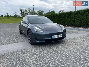 Авто Tesla Model 3 2018 № 7690578
