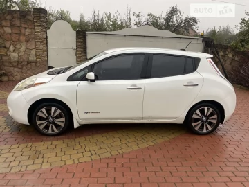 Авто Nissan Leaf 2014 № 7690717