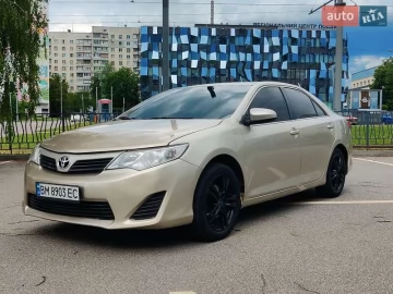 Авто Toyota Camry 2014 № 7690752