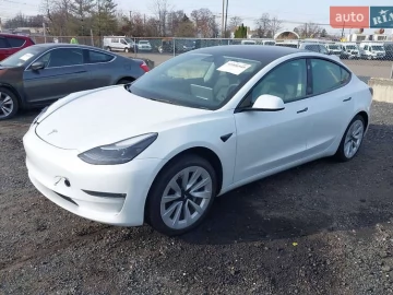 Авто Tesla Model 3 2022 № 7690821