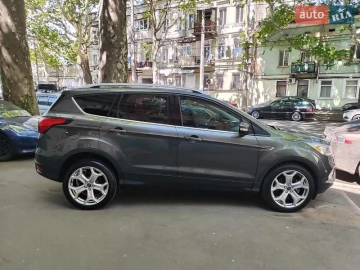 Авто Ford Escape 2019 № 7691200