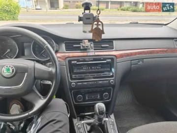 Авто Skoda Superb 2012 № 7691664