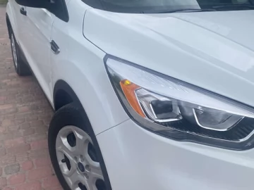 Авто Ford Escape 2019 № 7691752