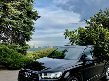 Авто Audi Sq7 2017 № 7691825