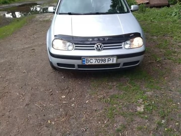 Авто Volkswagen Golf 2000 № 7691893