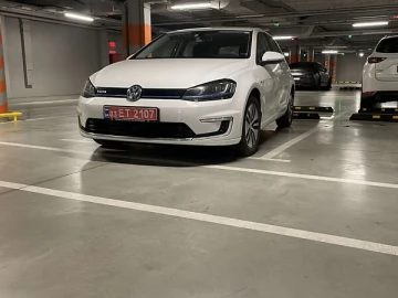 Авто Volkswagen E-Golf 2014 № 7691973
