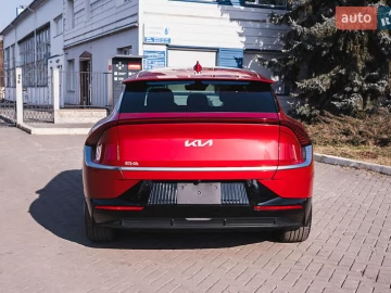 Авто KIA Ev6 2022 № 7692127