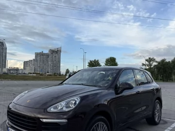Авто Porsche Cayenne 2016 № 7692495