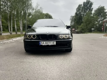 Авто BMW 5 Series 1999 № 7692519