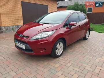 Авто Ford Fiesta 2010 № 7692625