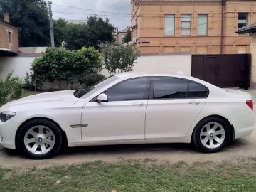 Авто BMW 7 Series 2009 № 7692907
